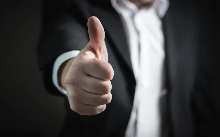 Construye confianza mediante casos de éxito y testimonios