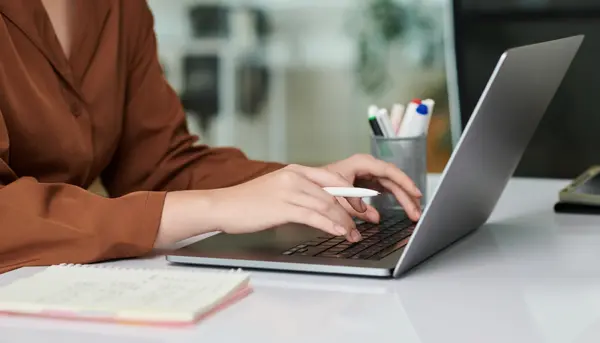 Beneficios de utilizar mensajes cortos y persuasivos